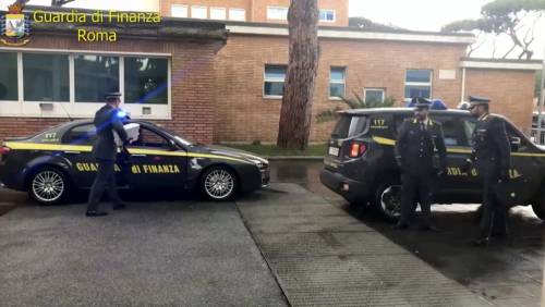 Esami gratis a parenti e amici al Grassi di Ostia: 141 medici e paramedici denunciati